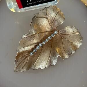 Vintage Brushed Gold Leaf Brooch Pin with Rhinestones